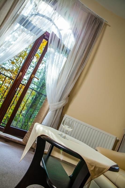 Отель Hotel Korona Рыбник